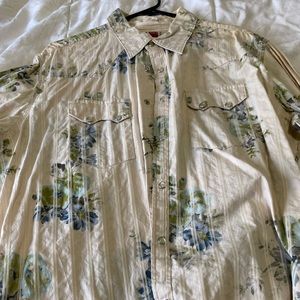 Xl guess button down